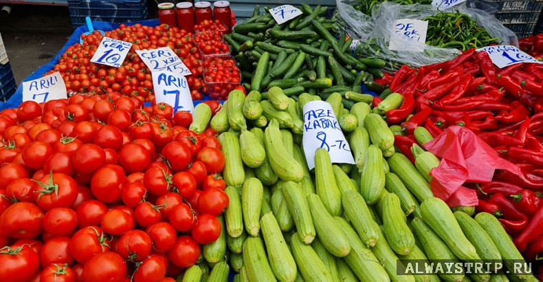 Кабачки и помидоры