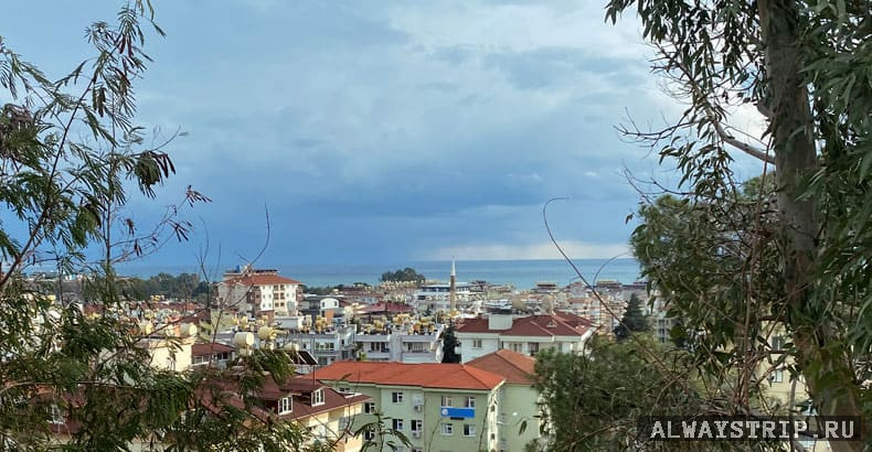 Вид на Аланию от городской больницы