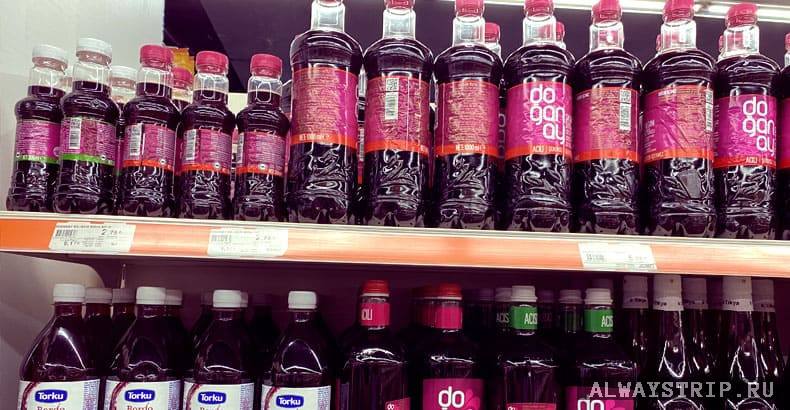 Шалгам на прилавке магазина