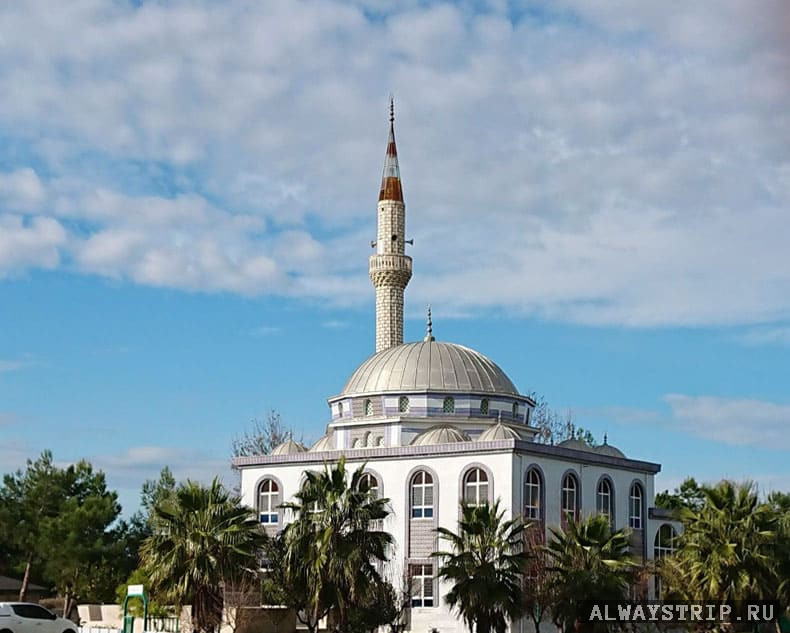 Турецкая мечеть в Богазкенте