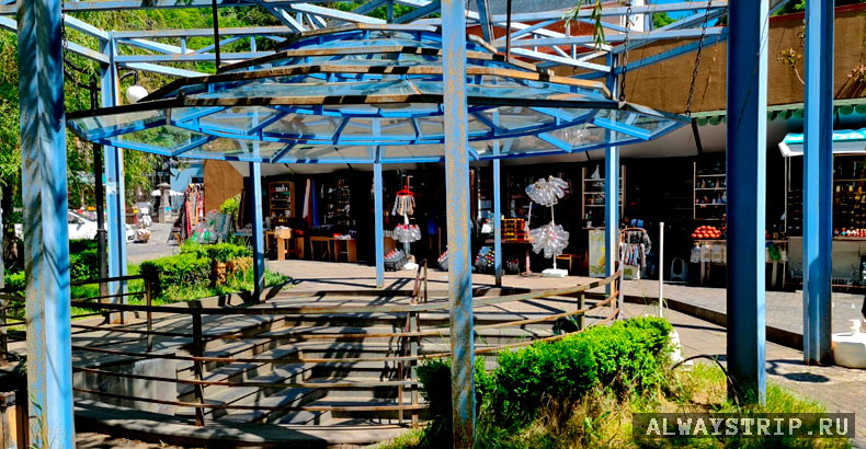 Беседка в Боржоми