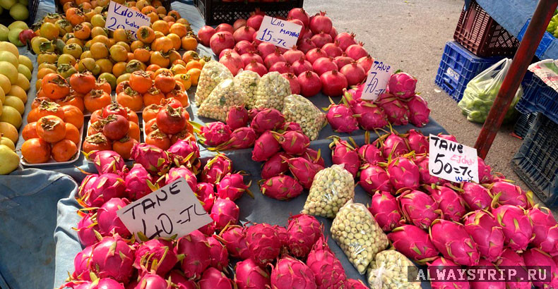 Фрукты на турецком рынке