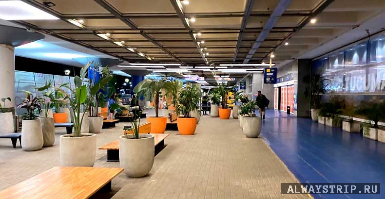 Зона прилета в аэропорту Хохе Ньюбери